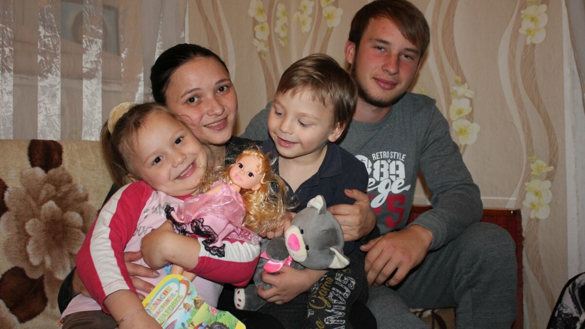 Vasilica and Ecaterina live together with their mother, Ana, their stepfather and their baby brother.