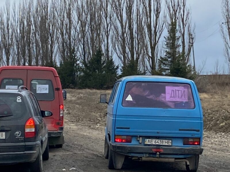 Cars on the Ukraine border