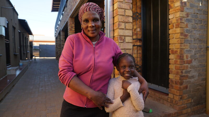 Sima and her Auntie Nozi