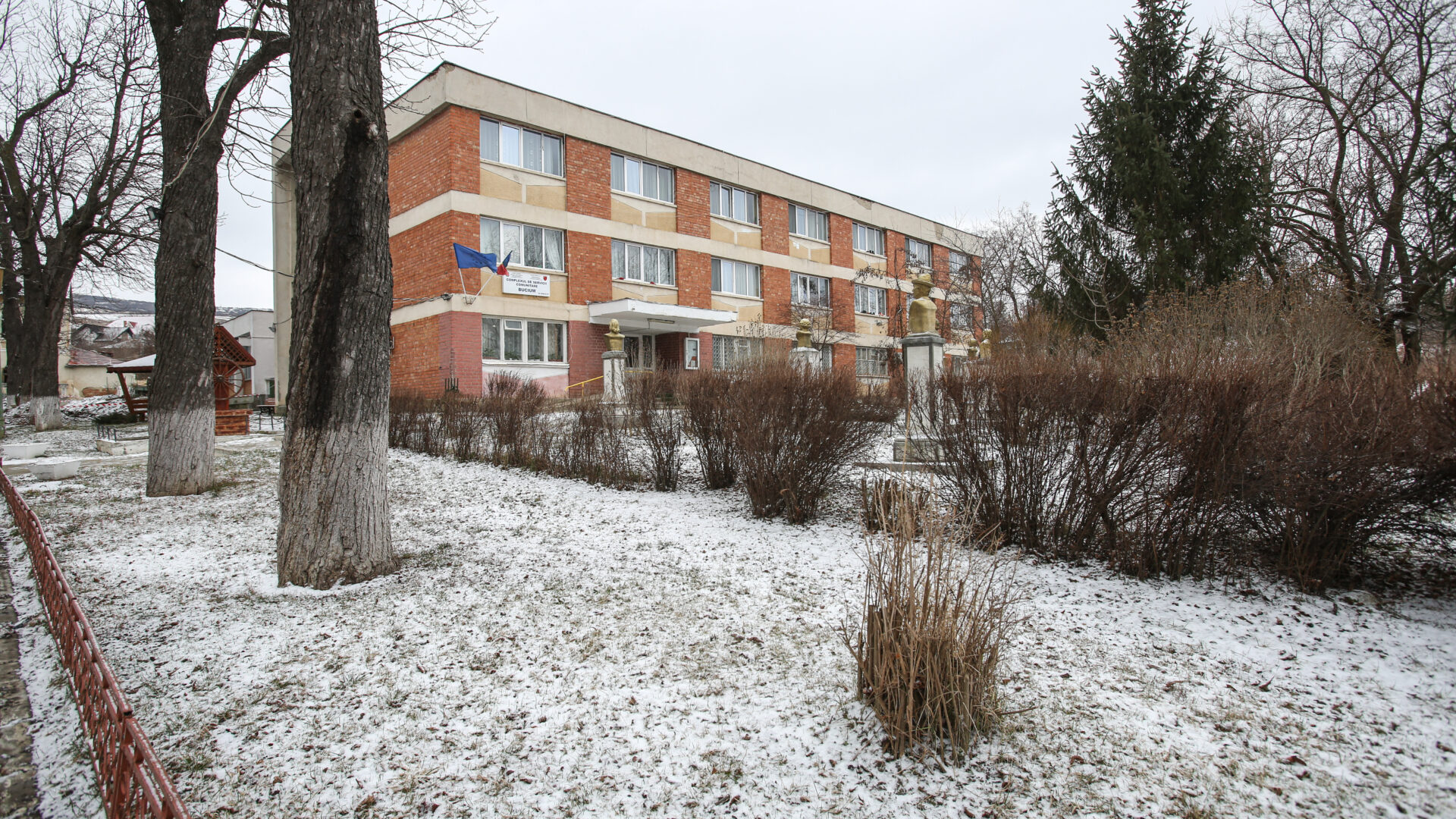 How does growing up in an orphanage affect children
